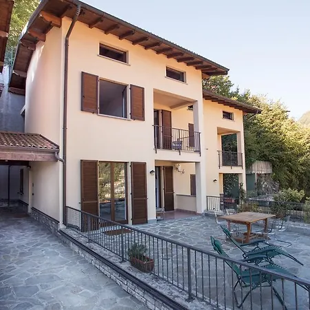 Bella Vista Sul Lago * ארגגנו